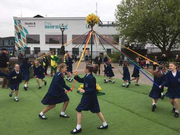 Maypole with weighted base